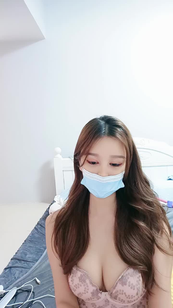 广州小静静呀苗条黑丝四月四号