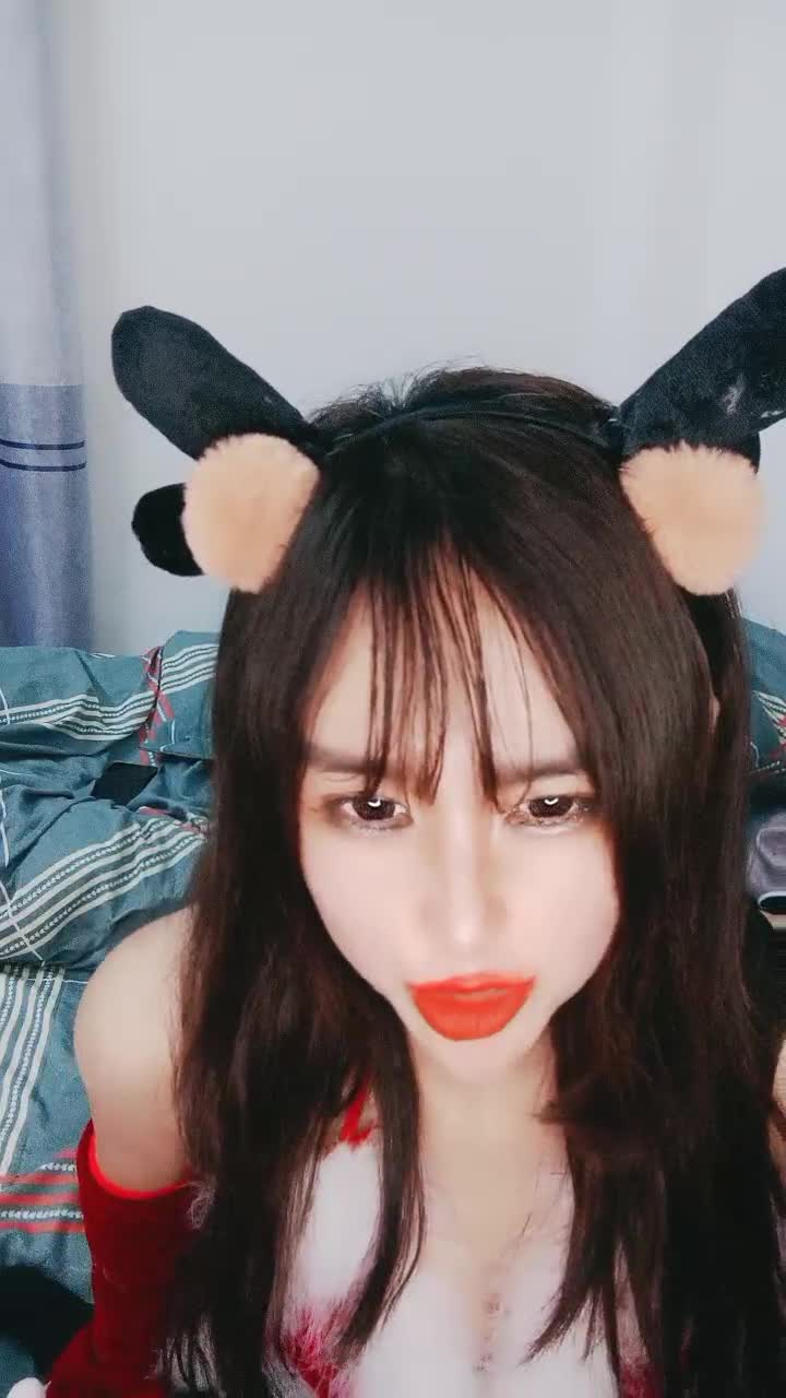 骚货摸骚逼_二月十七号