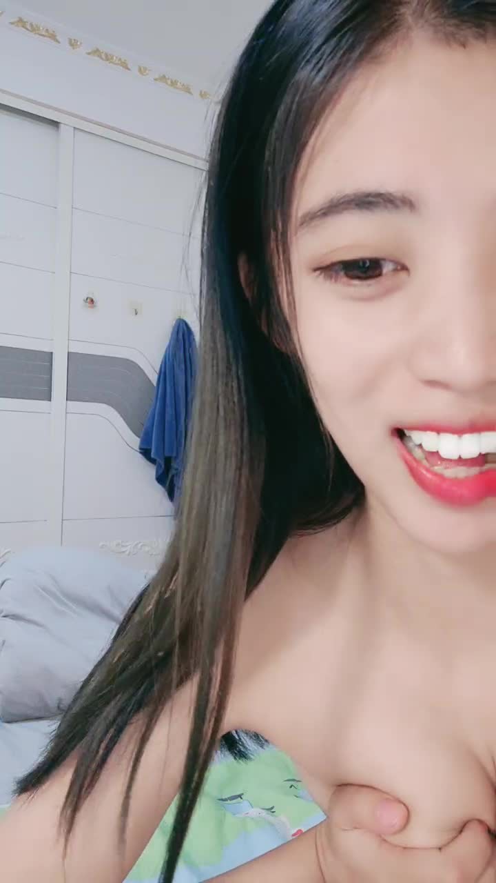 你的嫩白菜_自慰_二月六号